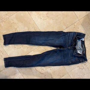 American eagle hi-rise jegging never worn size 4 dark wash